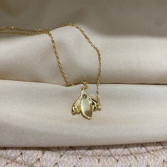 Chaumet Bee Pendant Necklace - Picture 3 of 6